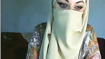 Muslim Pakistani Nipple Show - Movies.
