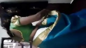 Sexy Chanda Bhabhi - Movies.