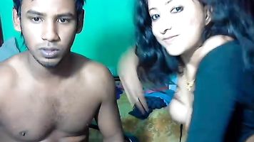 SriLankan Married Couple - Movies. video4porn4