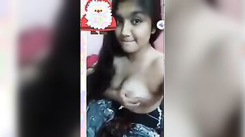 Aditi Nanda Exposing  boobs