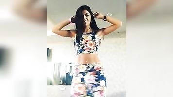 Beautiful belly dancer 2