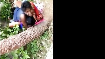 Indian tamil Randi outdore group sex
