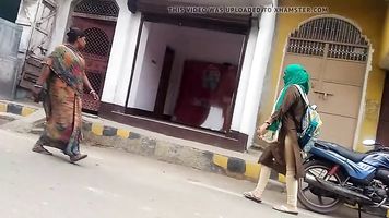 hot legging girl walking...