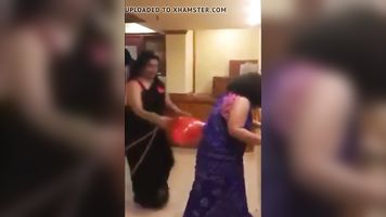 Desi aunties very horny (Crisscross) Milfs huge asses