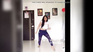 South tamil Girls Cute Cleavage Musically Ever!
