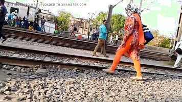 tamil in tight legging...