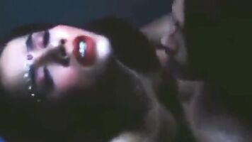 Oo baby bahon me bhar ke soya hua jism jaga sex song