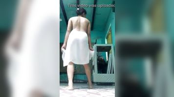 Indian nymphos girl dancing nude