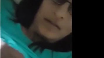 Tamil girl Huge boobs and Sucking at home