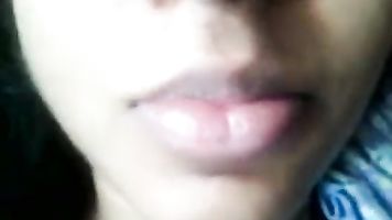 Tamil Beautiful Mallu hot girl beautiful talk with lover and showing cunt - Wowmoyback
