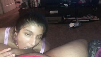 Pakistani housewife in hot lingerie oral