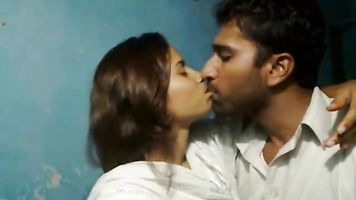 Lahori Student Kissing - Movies.